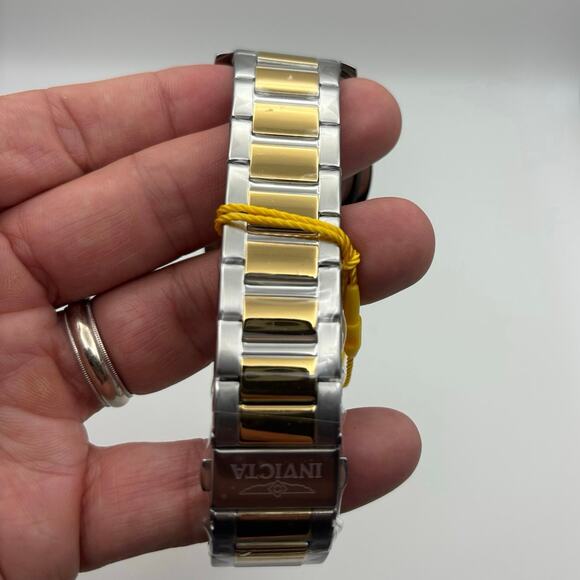Invicta Speedway 49329 Mens 42mm Two Tone Stainless Steel Quartz Watch BNWT - Picture 6 of 17